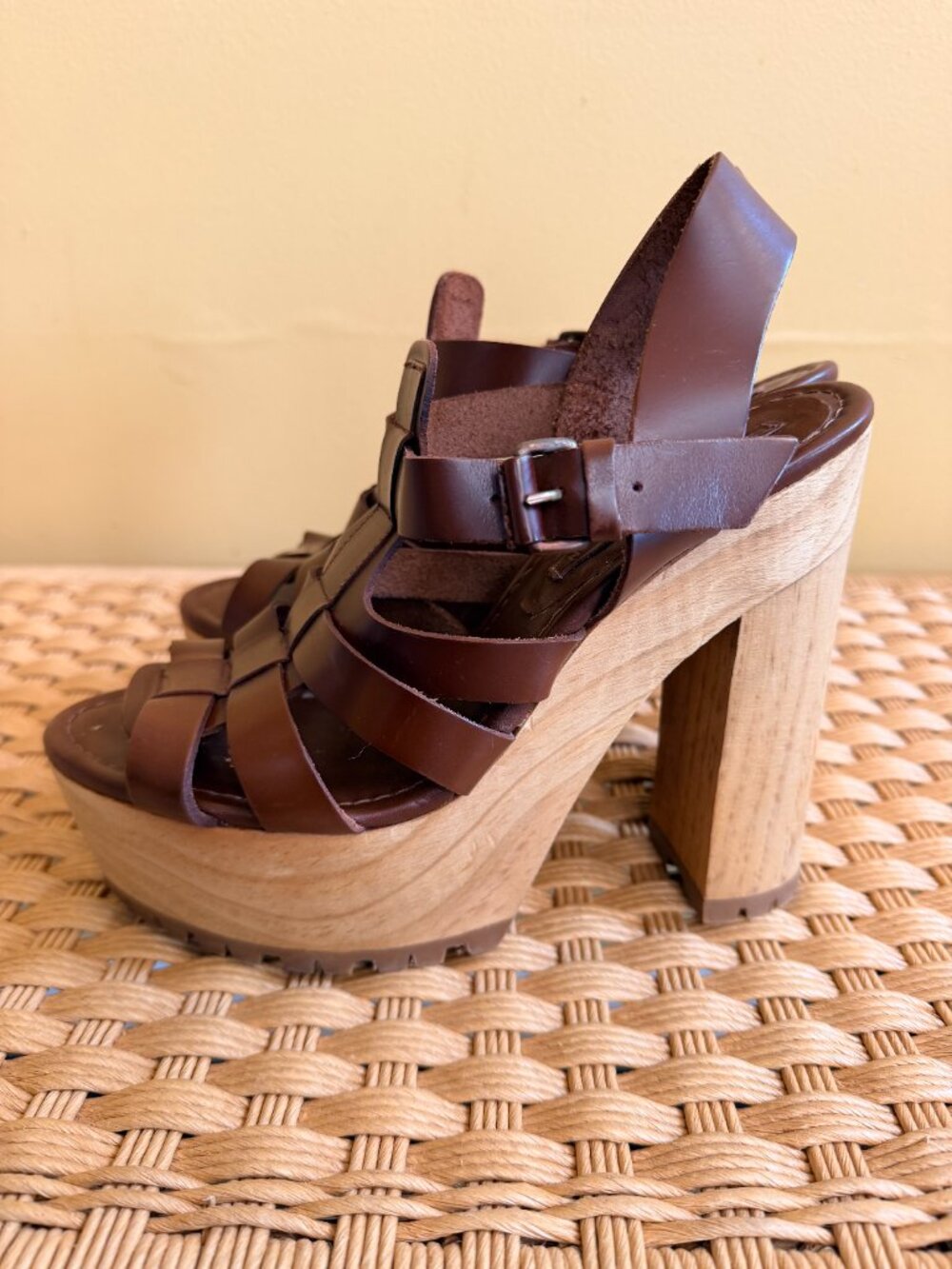 Women Zara Collection Brown Strapped Leather Sandals Size 8 - Picture 3 of 13